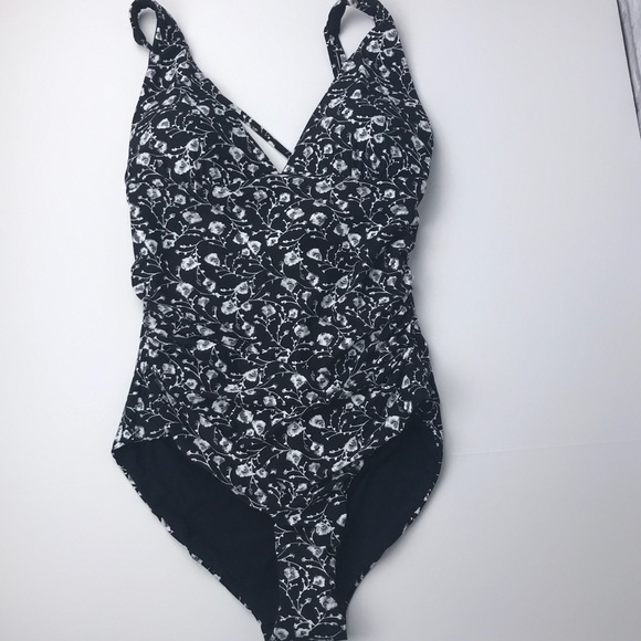 nip tuck bathing suit canada